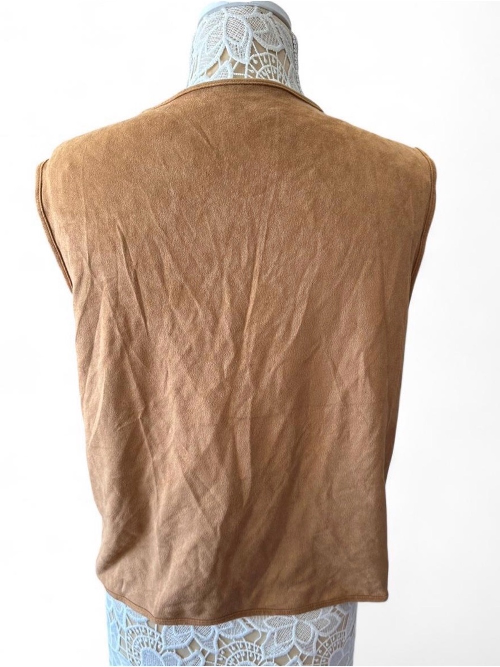 Fringe Vest - Picture 2 of 3